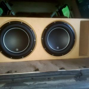Jl audio w6v3d4 12" subwoofers